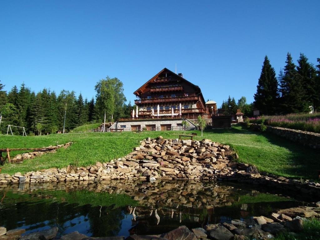 Hotel Alpska Vyhlidka Kvilda Dış mekan fotoğraf